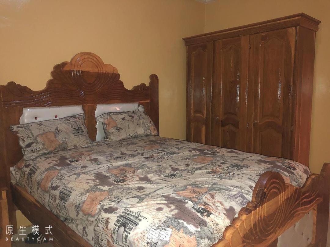Awamuulamin Manneh Guest House Abuko Buitenkant foto